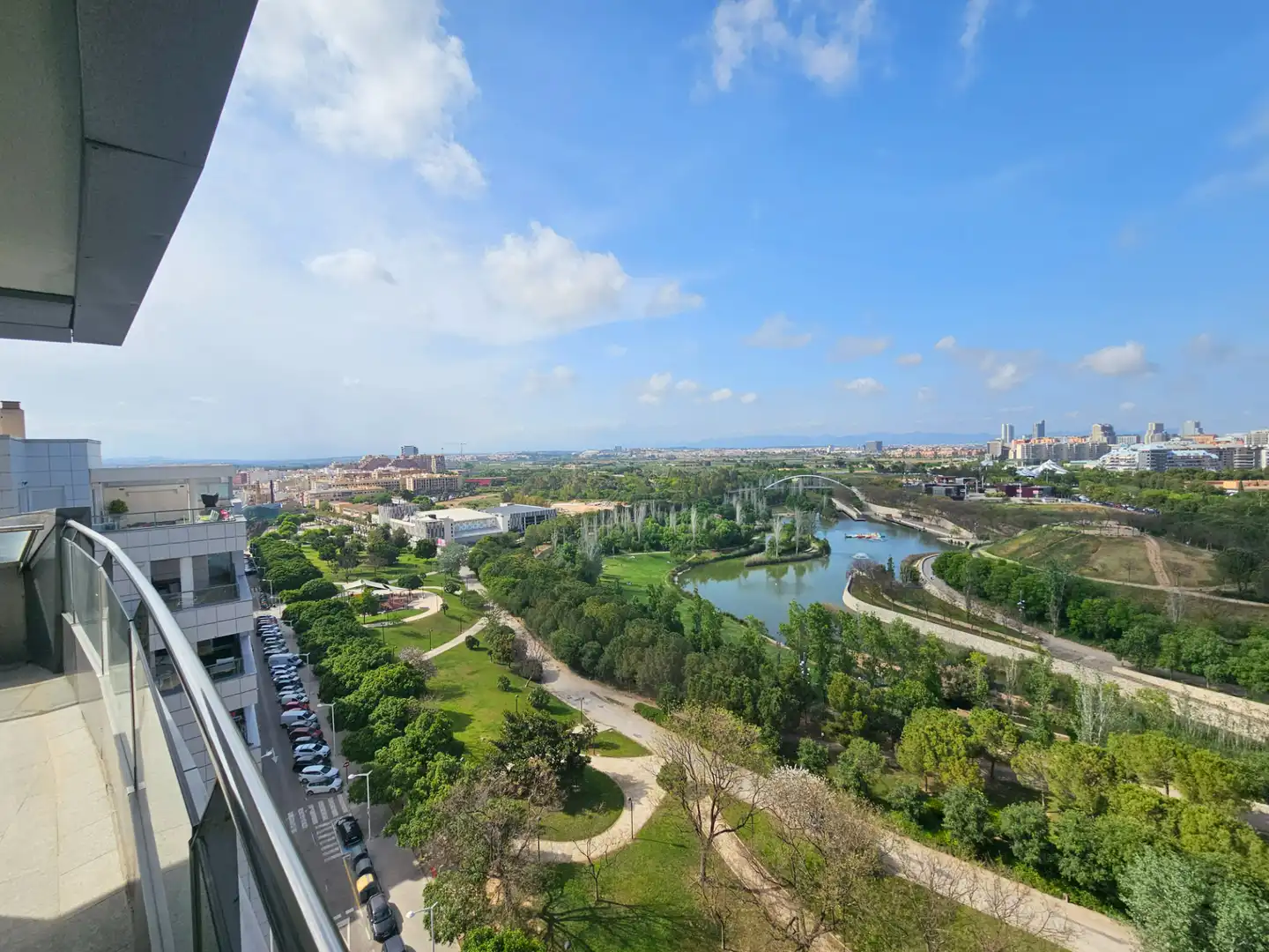 Vista exterior de Ático en venta en Mislata con Aire acondicionado, Calefacción y Parquet