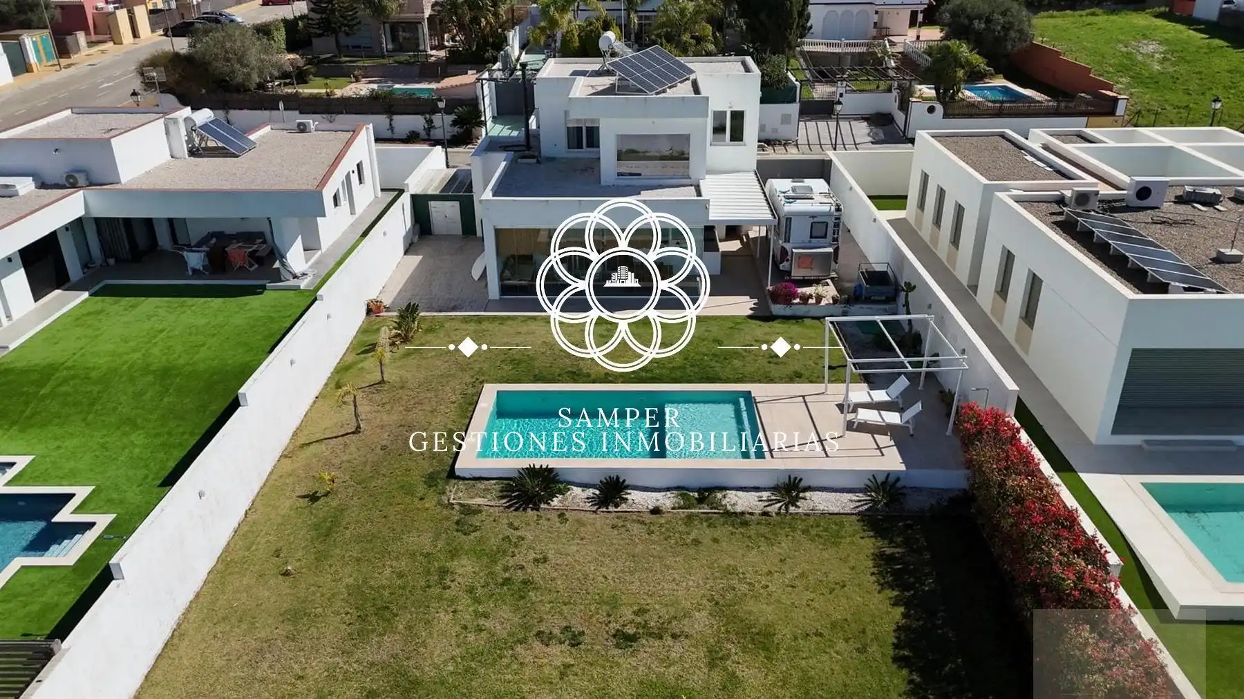Houses for sale in Sanlúcar de Barrameda  with Swimming Pool