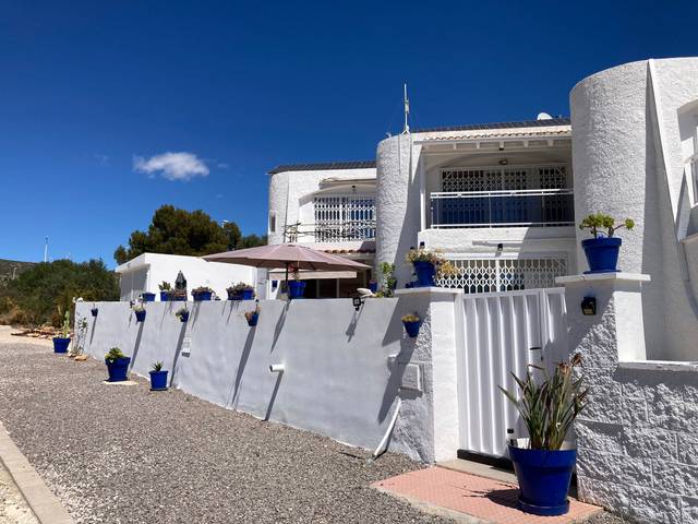 Casa adosada en Venta en Costa Sur