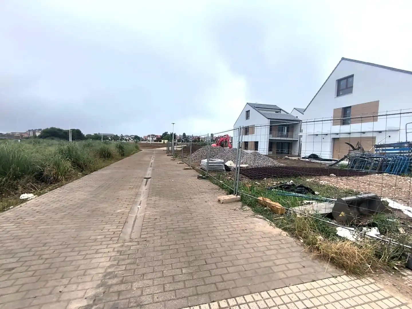 Wohnbaugrundstück zum Verkauf in Soto de la Marina, imagen 5