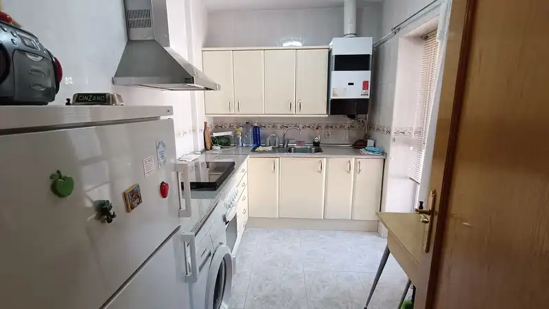 Cuina de Edifici en venda en Madrid