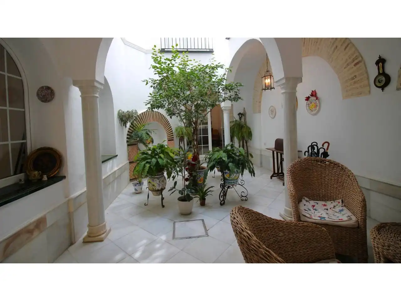 Houses for sale in Sevilla  with Air Conditioner, Heating and Terrace