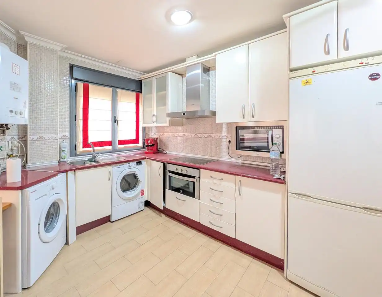 Appartement avec ascenseur à vendre à Imaginalia - Llanos del Águila, imagen 3