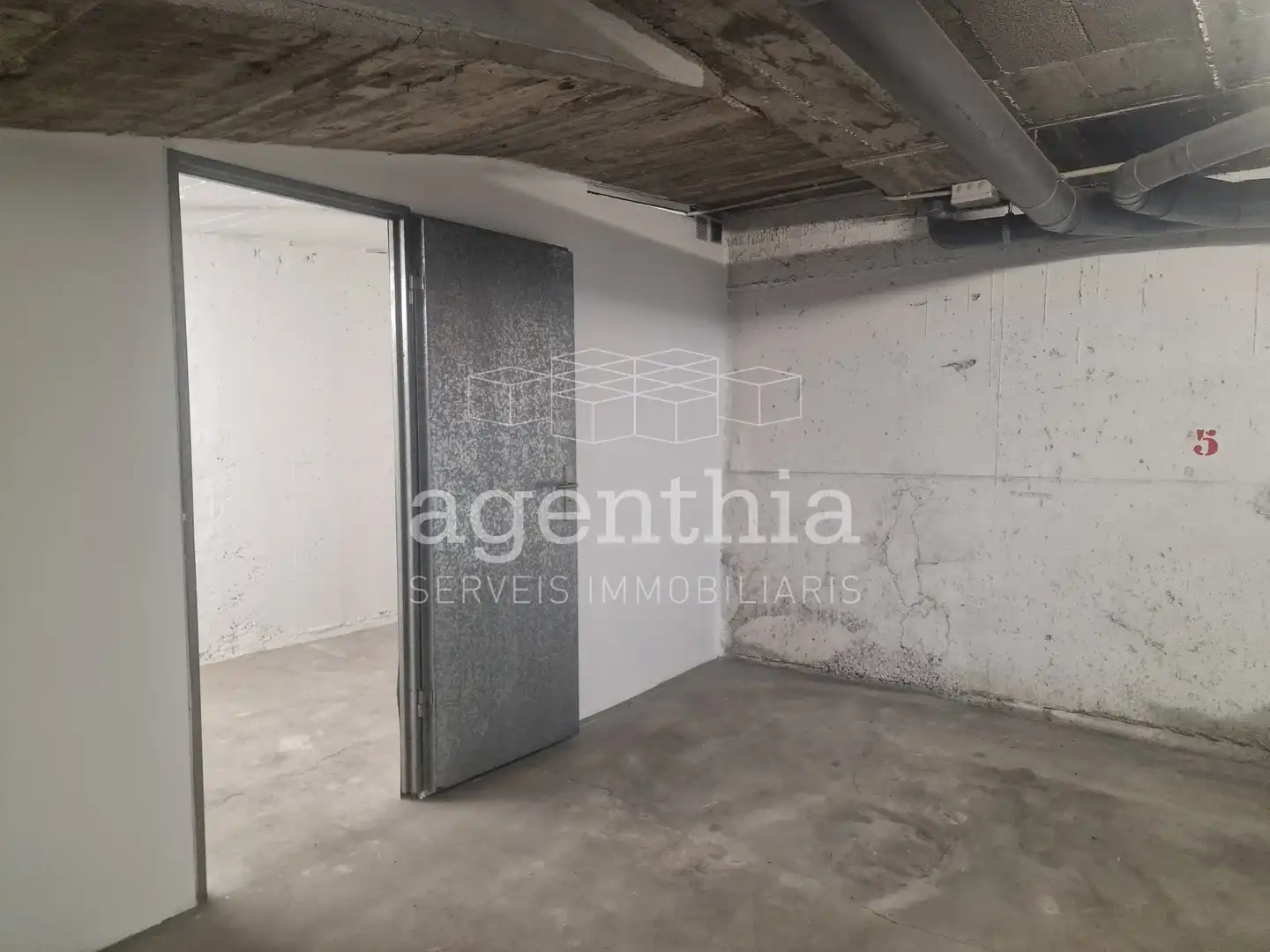 Garatge en venda en Girona