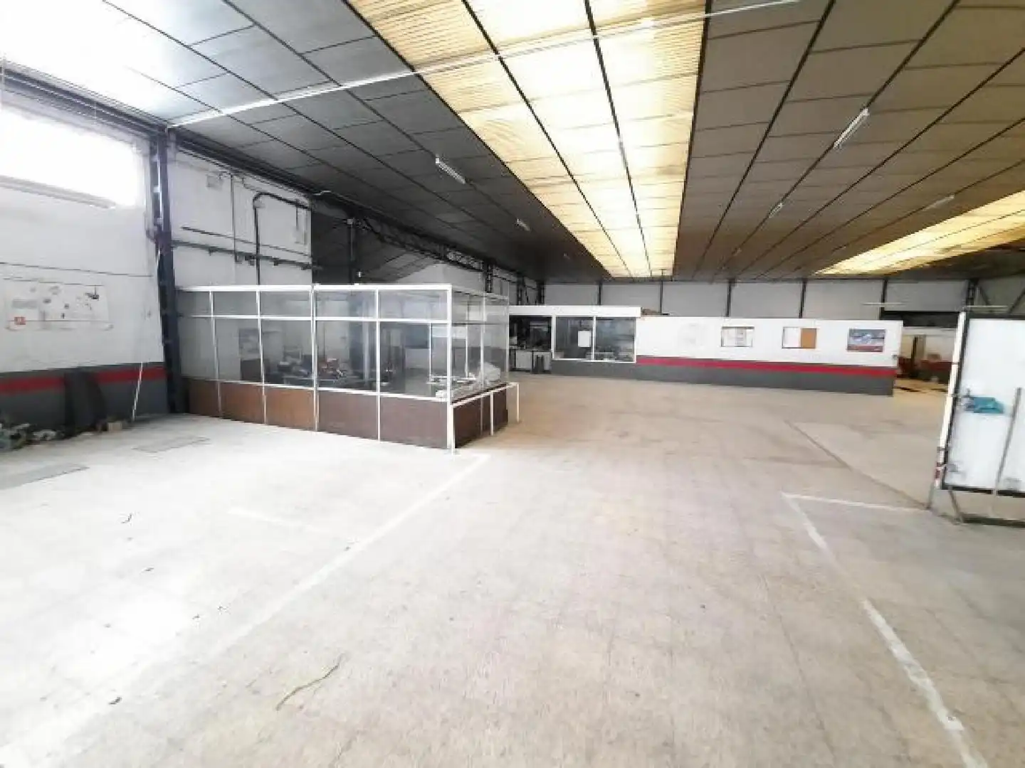 Fabrikhallen zum Verkauf in Ontinyent