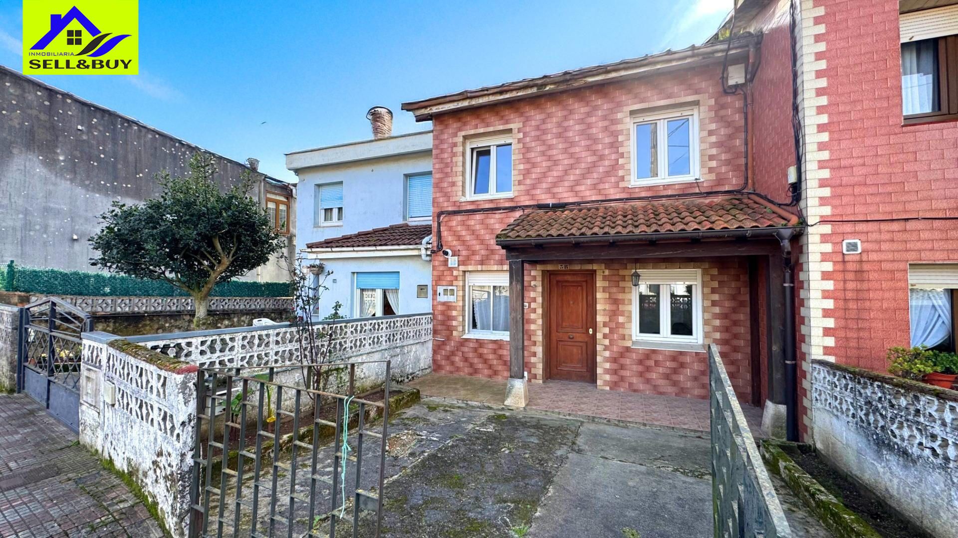 Casa adosada en venda a Muriedas