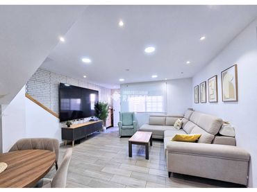 Duplex in vendita a Calle Coimbra 20