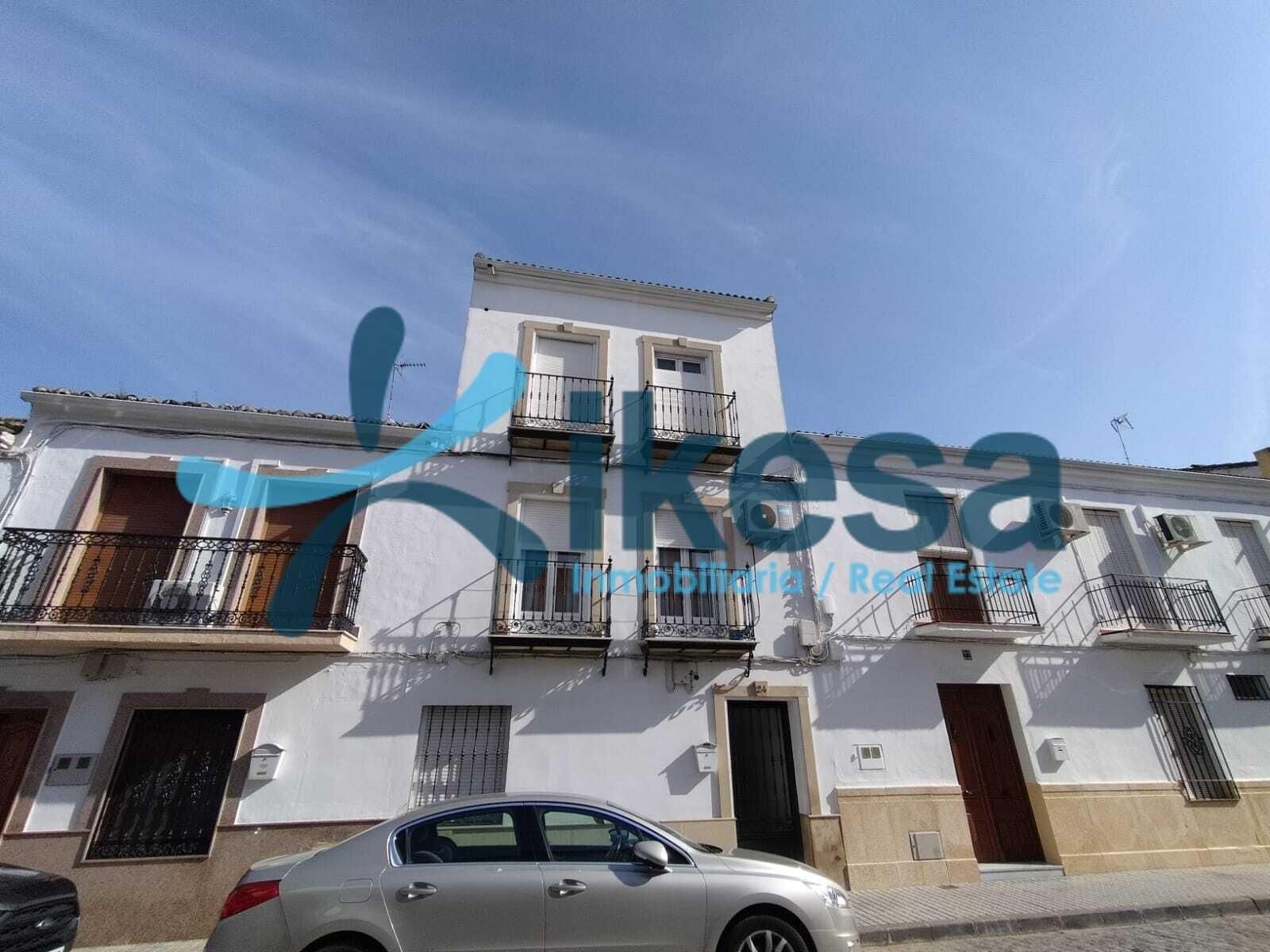 Außenansicht von Wohnung zum verkauf in Villa del Río mit Balkon