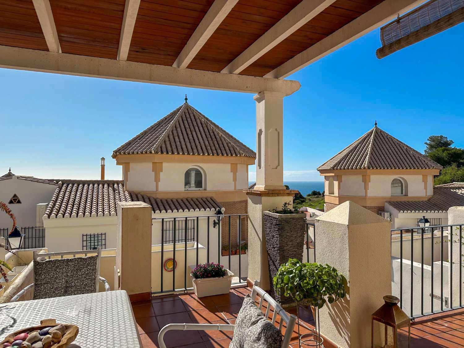 Terrassa de Casa adosada en venda en Salobreña amb Terrassa i Piscina
