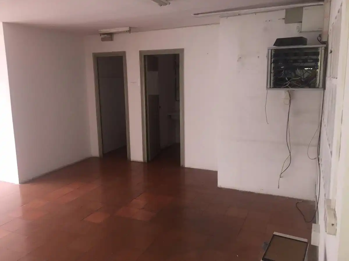 Fabrikhallen zur Miete in Cementiri Vell