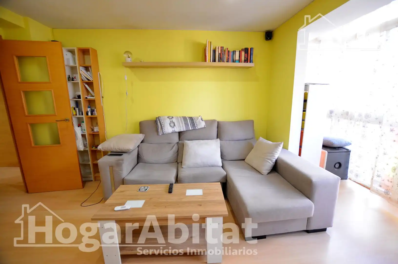 Wohnzimmer von Wohnung zum Verkauf in Alicante / Alacant mit Möbliert