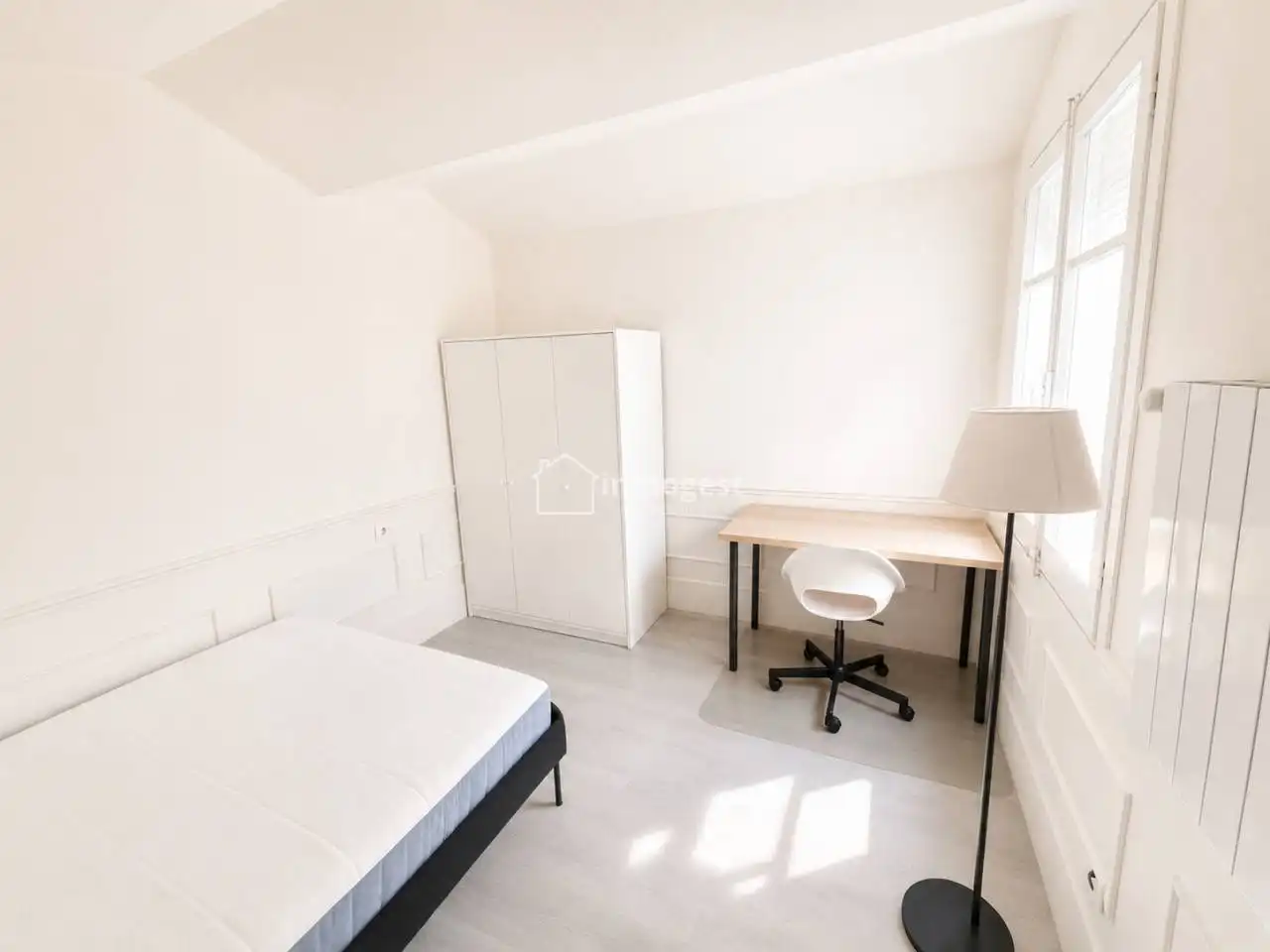 Bedroom of Attic for sale in Girona  with Air Conditioner, Heating and Parquet flooring
