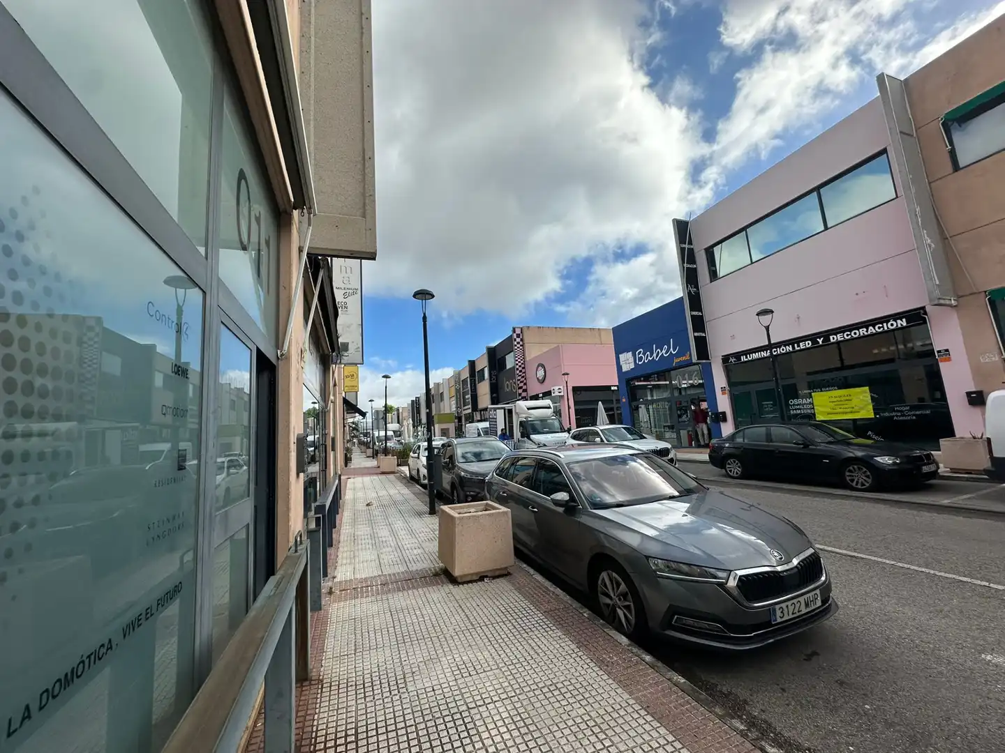 Vista exterior de Local de lloguer en Las Rozas de Madrid amb Aire condicionat i Calefacció