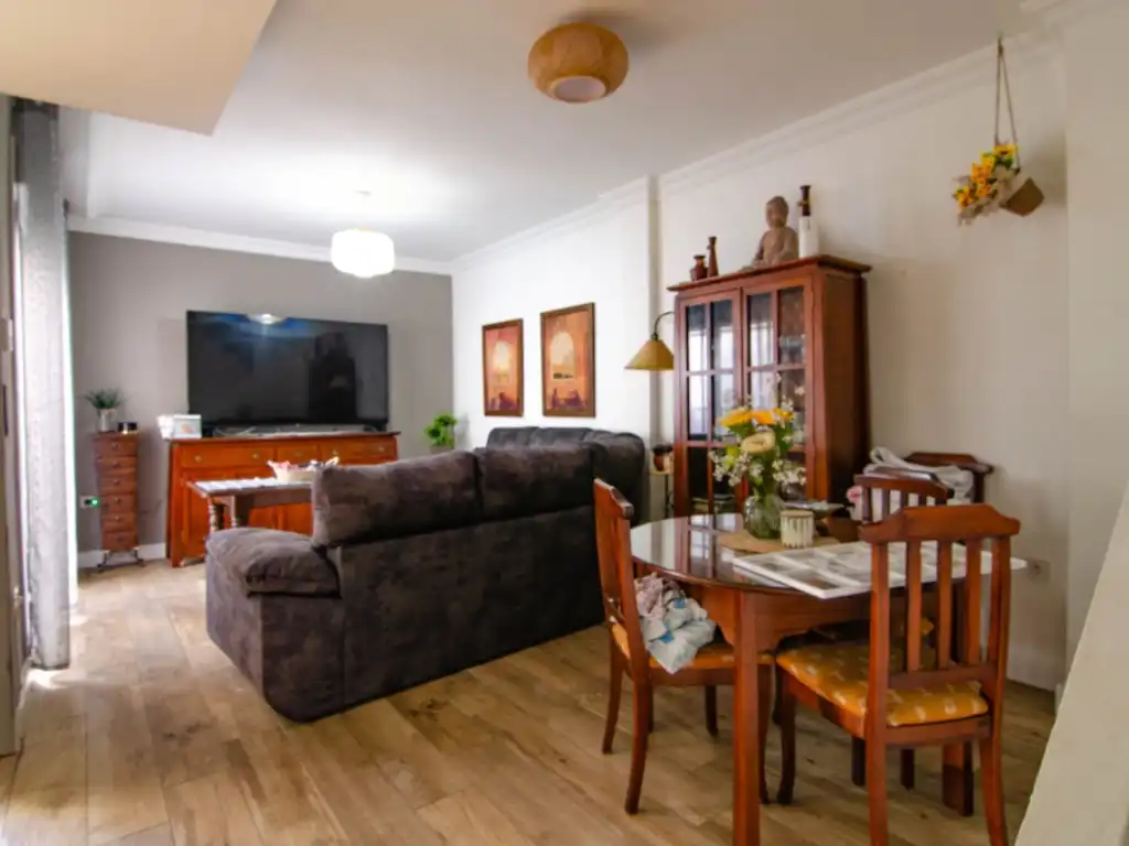 Sala d'estar de Casa o xalet en venda en San José de la Rinconada