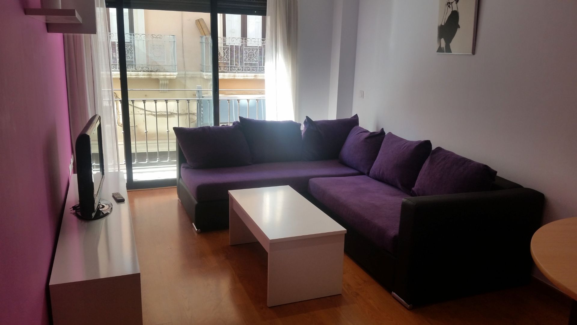 Sala d'estar de Apartament en venda en  Almería Capital amb Moblat i Balcó