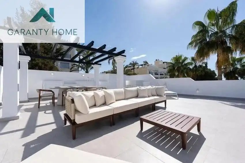 Terraza de Ático en venta en Marbella con Aire acondicionado, Terraza y Piscina comunitaria