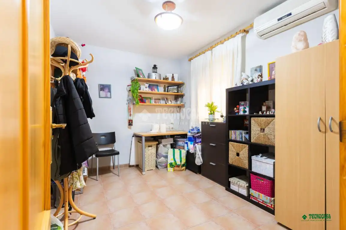 Flat for sale in Vera  with Air Conditioner and Terrace