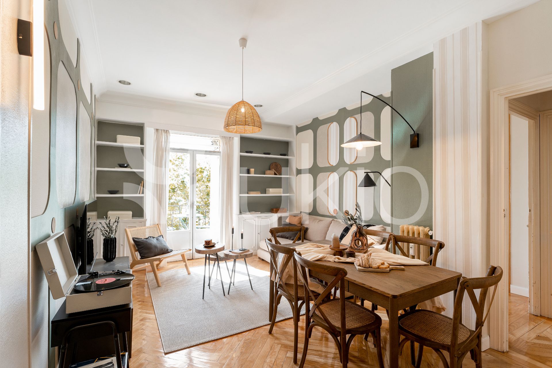Sala d'estar de Apartament de lloguer en  Madrid Capital amb Aire condicionat, Calefacció i Moblat