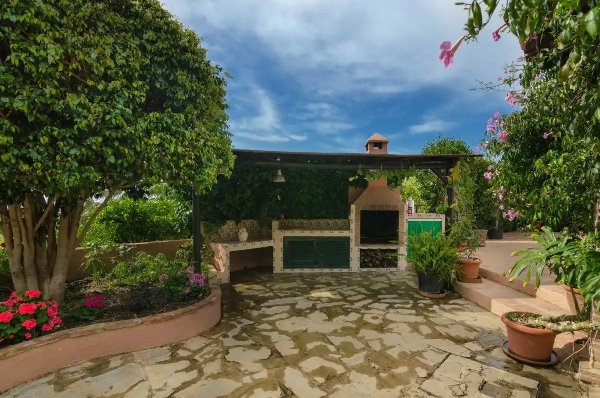 Jardín de Casa o chalet en venta en Estepona con Aire acondicionado, Calefacción y Jardín privado