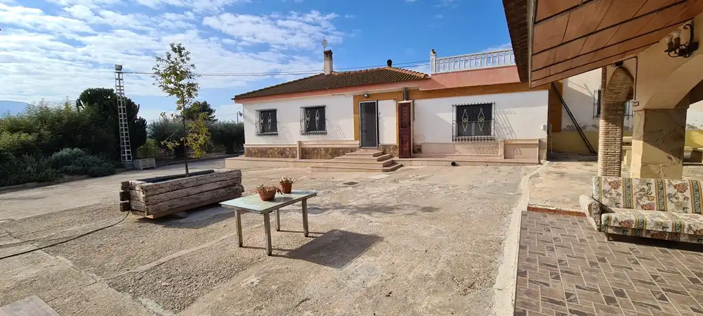 Vista exterior de Casa o chalet en venta en Orihuela con Aire acondicionado, Terraza y Trastero