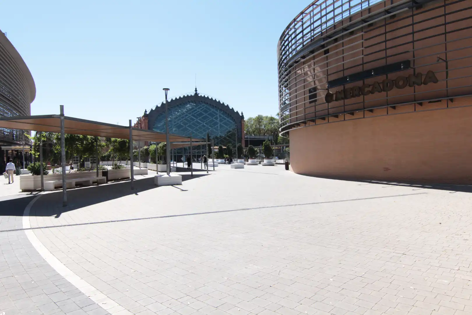 Exterior view of Flat for sale in Sevilla  with Air Conditioner, Heating and Furnished