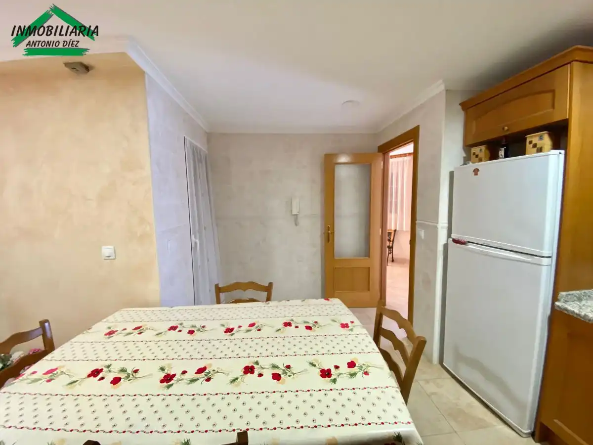 Menjador de Casa o xalet en venda en Aspe amb Aire condicionat, Terrassa i Moblat