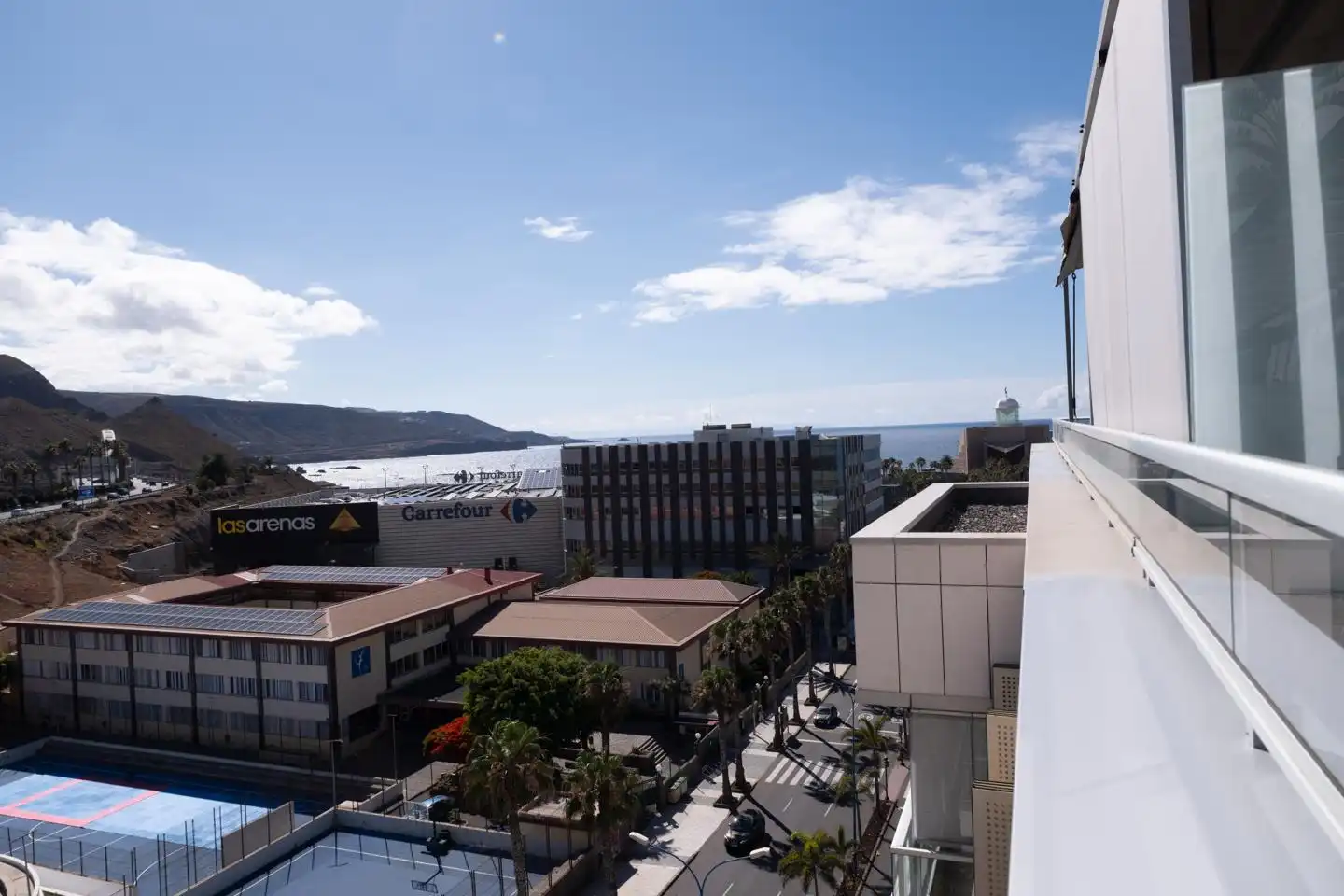 Vista exterior de Ático de alquiler en Las Palmas de Gran Canaria
