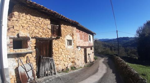 Foto 2 de Casa adosada en venta en Cabranes, Asturias