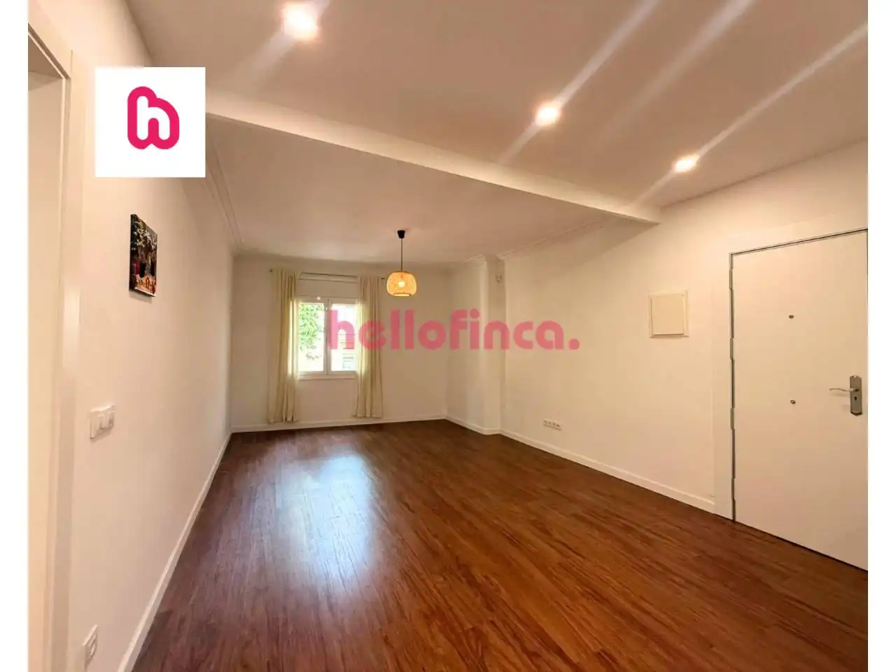 Living room of Flat for sale in El Vendrell  with Air Conditioner, Heating and Parquet flooring