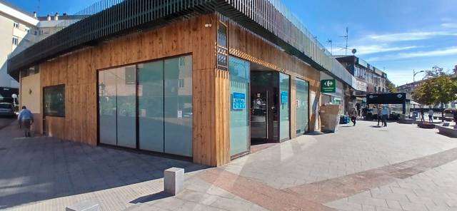 Local comercial en Alquiler en Calle Batalla de Bailén, 16 en Villalba Estación