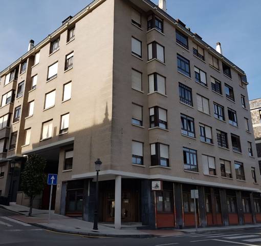 Garaje en Alquiler en Carreño