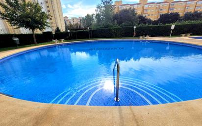 Piscina de Apartament en venda en Gandia amb Terrassa, Traster i Moblat