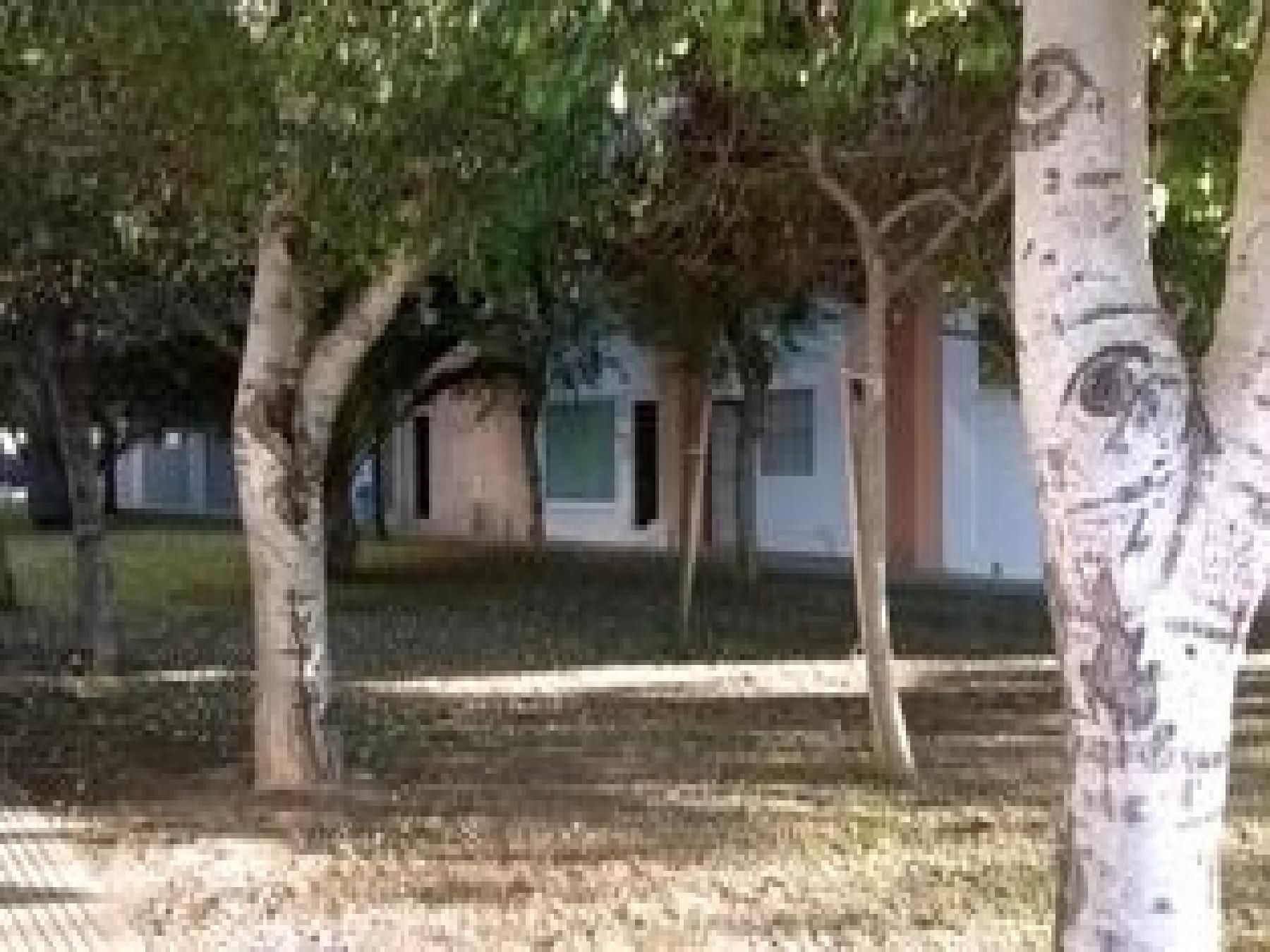 Vista exterior de Local en venda en Chiclana de la Frontera