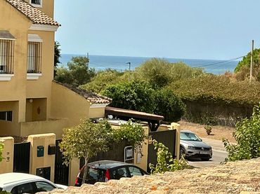 Reihenhaus mit Balkon zum Verkauf in Calle de la Naranja 44A