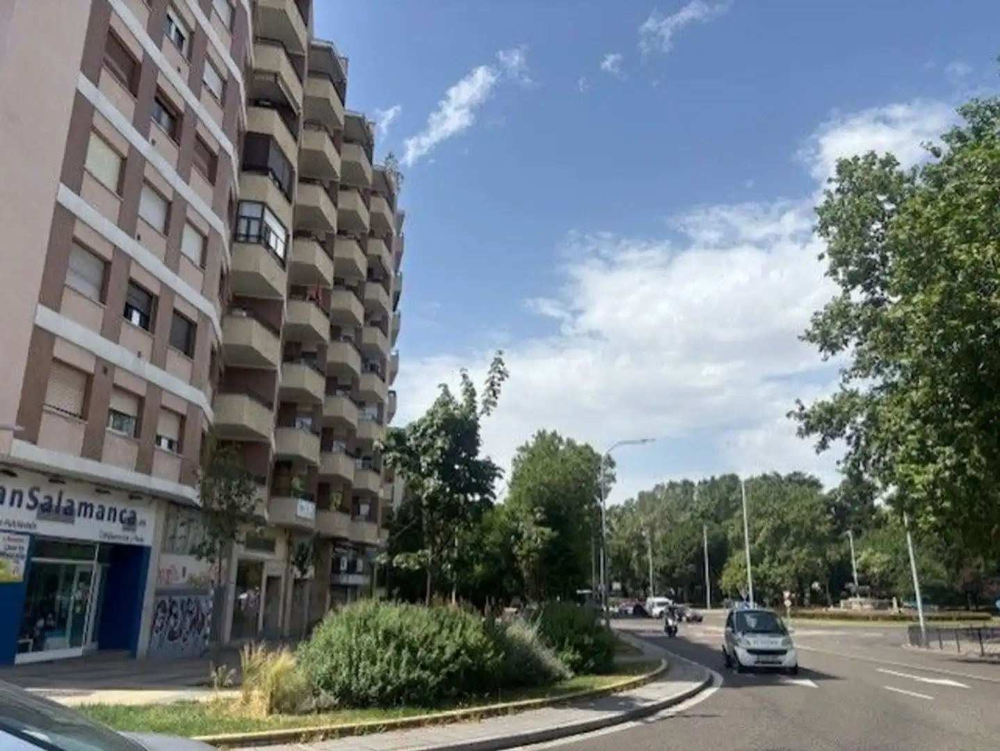 Vista exterior de Local en venta en Salamanca