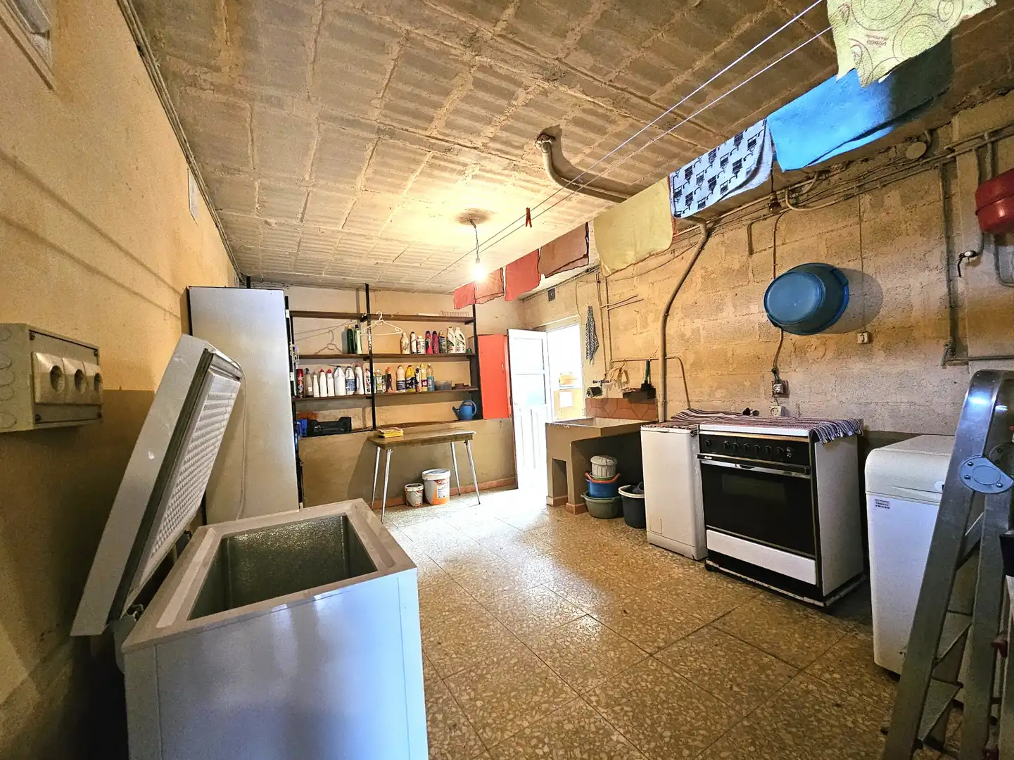 Cocina de Casa adosada de alquiler en Bimenes con Calefacción, Trastero y Amueblado