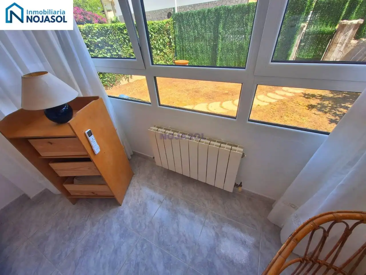 Dormitori de Apartament de lloguer en Noja amb Calefacció, Jardí privat i Terrassa