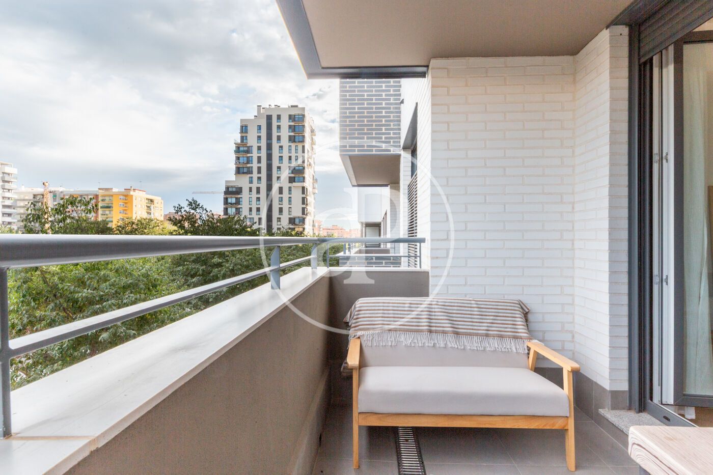 Terrace of Flat to rent in  Valencia Capital  with Air Conditioner, Heating and Private garden