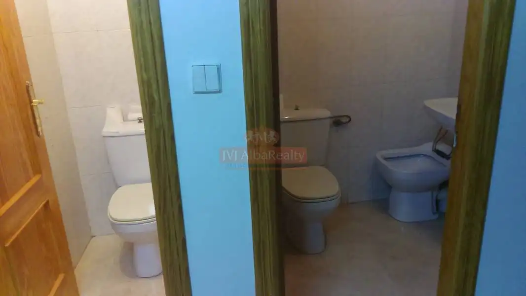 Baño de Planta baja de alquiler en Albacete con Trastero