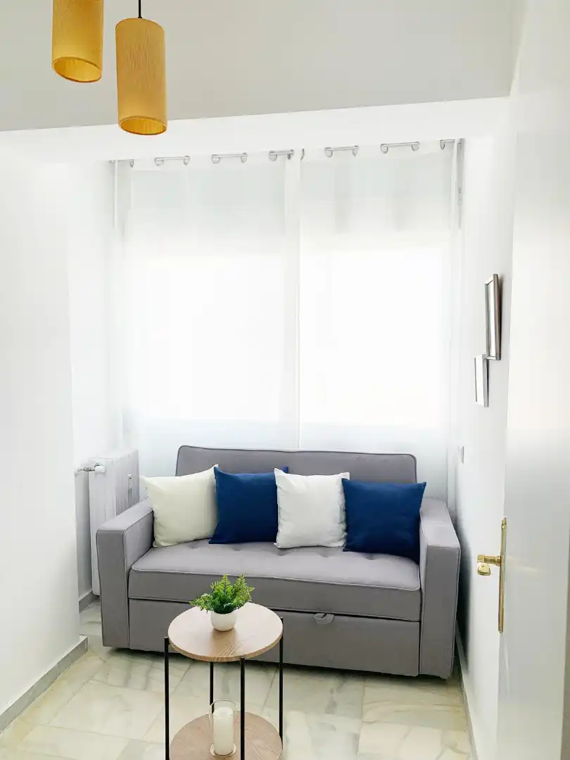Sala d'estar de Apartament de lloguer en Granada amb Aire condicionat, Calefacció i Parquet
