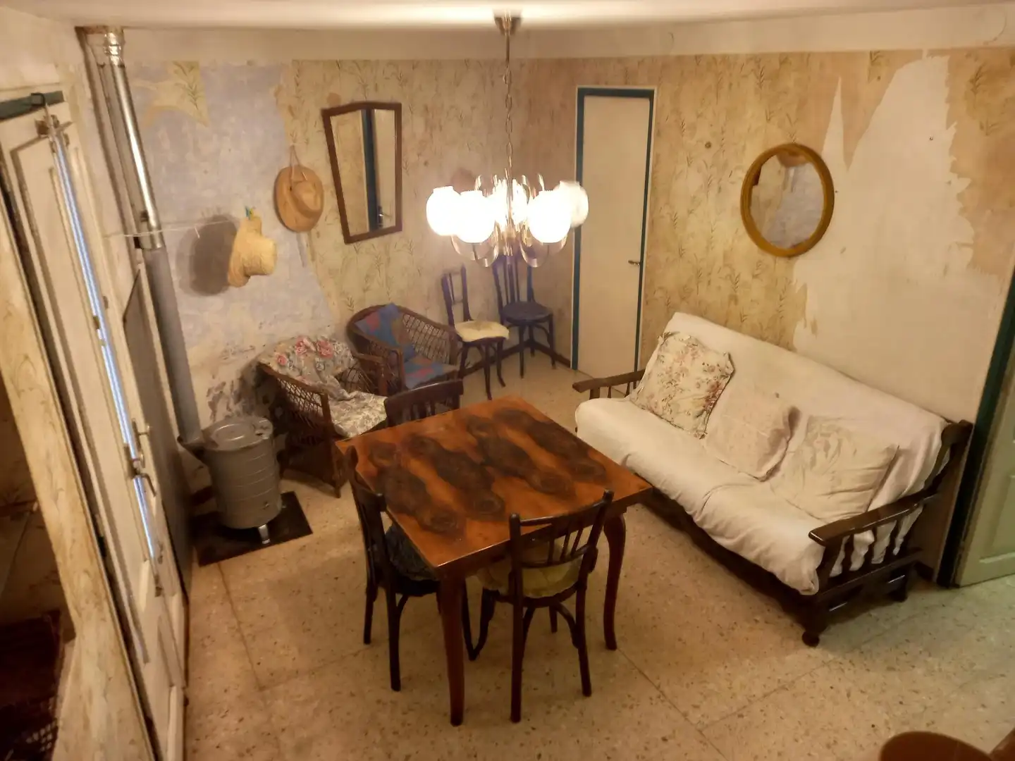 Sala d'estar de Casa o xalet en venda en Riba-roja d'Ebre amb Traster, Moblat i Balcó