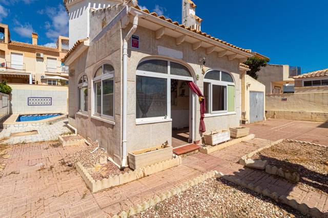 Casa-chalet en Venta en Calle Castores en La Florida