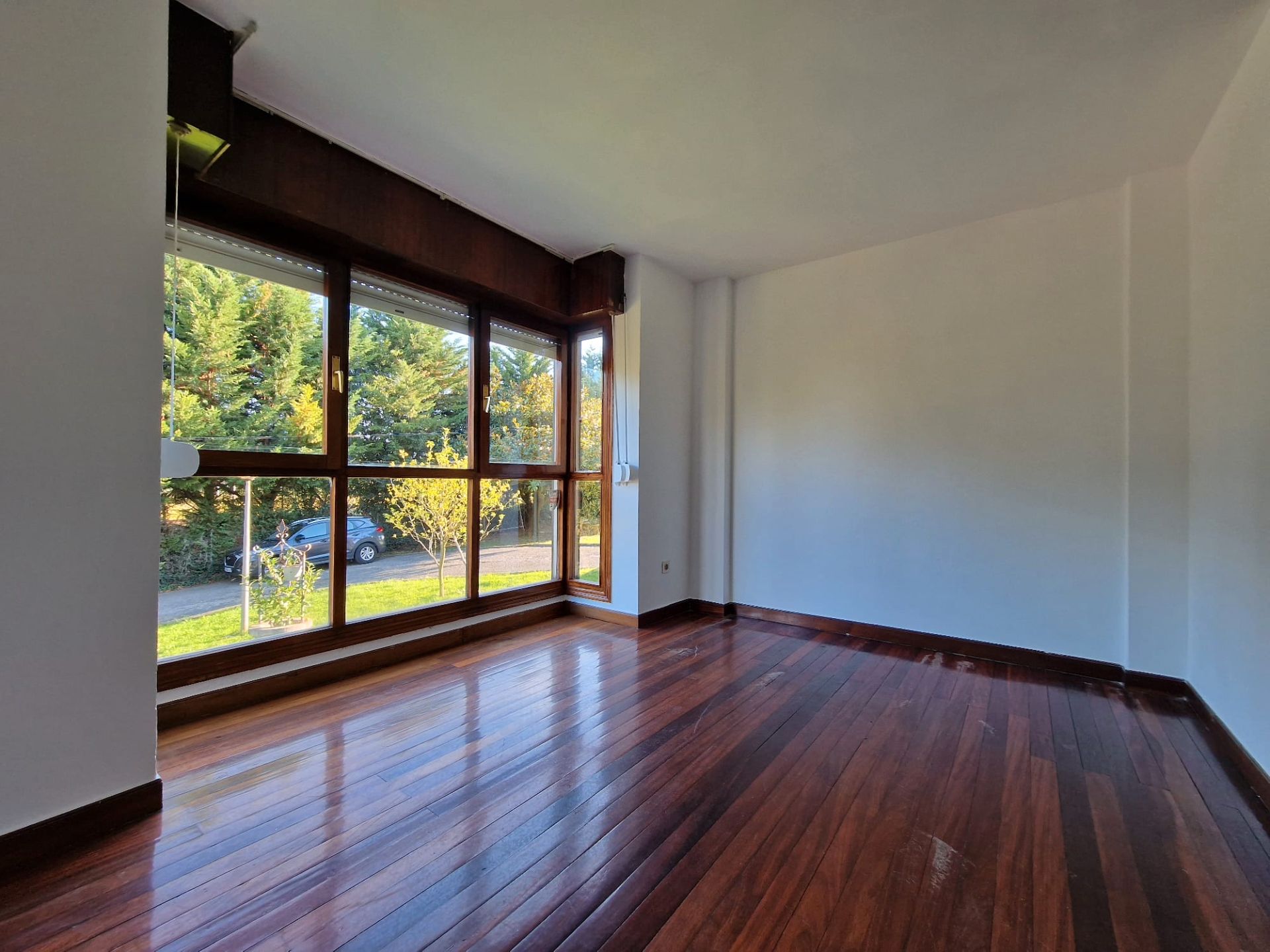 Habitación de Dúplex en venta en El Astillero   con Calefacción y Terraza