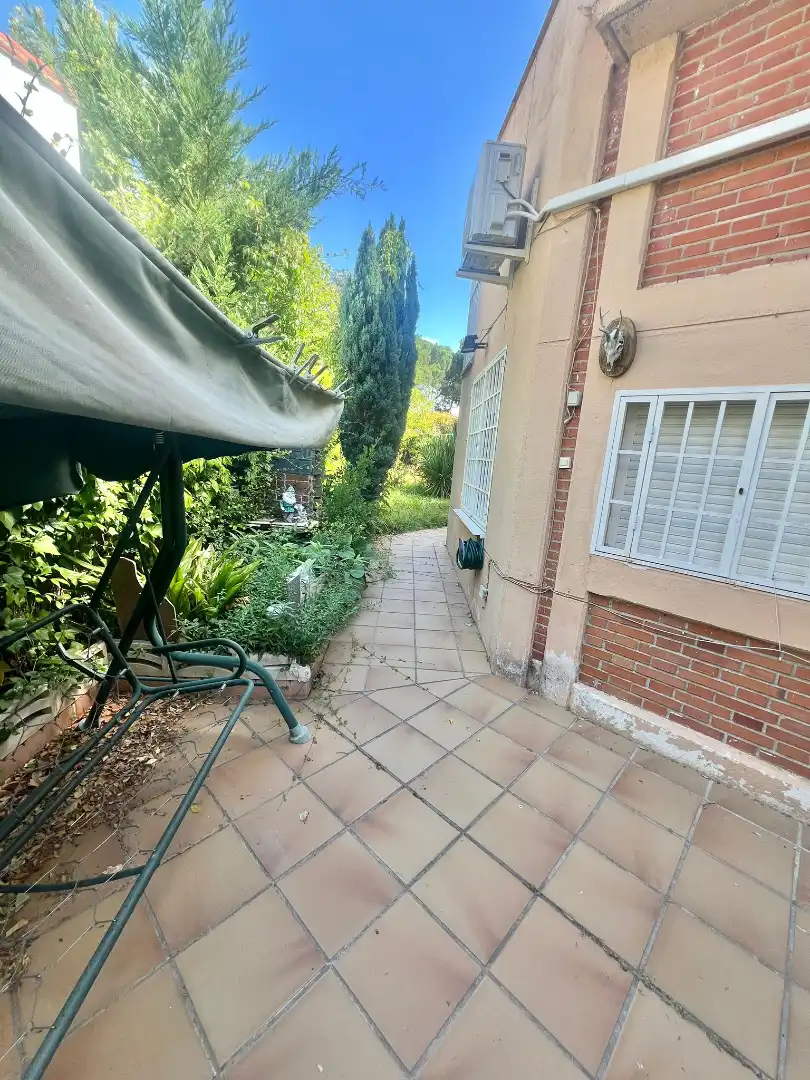 Jardín de Casa adosada en venta en Madrid con Aire acondicionado, Calefacción y Jardín privado