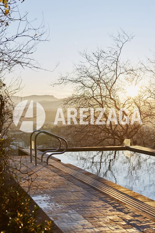 Terrassa de Casa o xalet en venda en Donostia - San Sebastián  amb Aire condicionat, Calefacció i Jardí privat