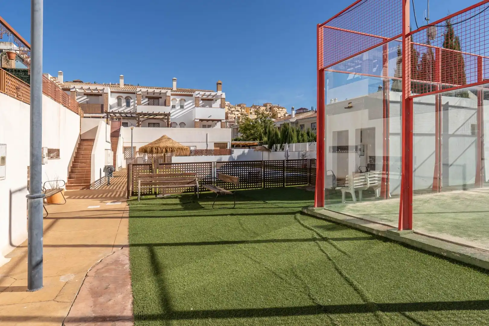 Jardín de Casa adosada en venta en Cenes de la Vega con Aire acondicionado, Calefacción y Jardín privado