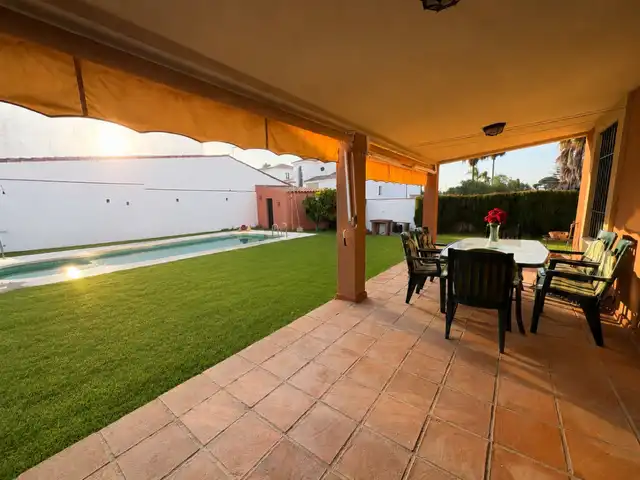 Jardín de Casa adosada en venta en Algeciras con Aire acondicionado, Jardín privado y Terraza