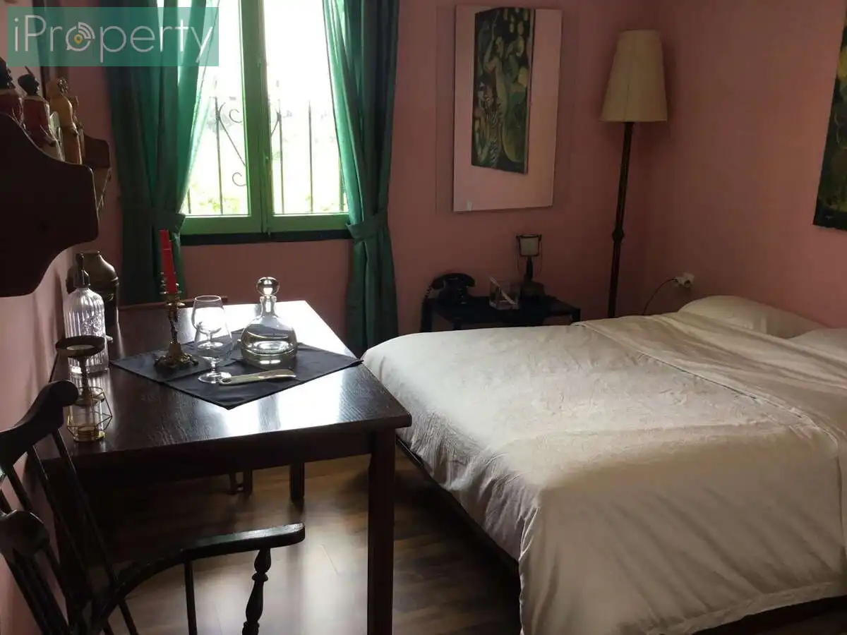 Habitación de Finca rústica en venta en El Vendrell con Aire acondicionado, Calefacción y Jardín privado