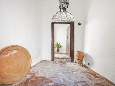 House with balcony for sale in Vejer