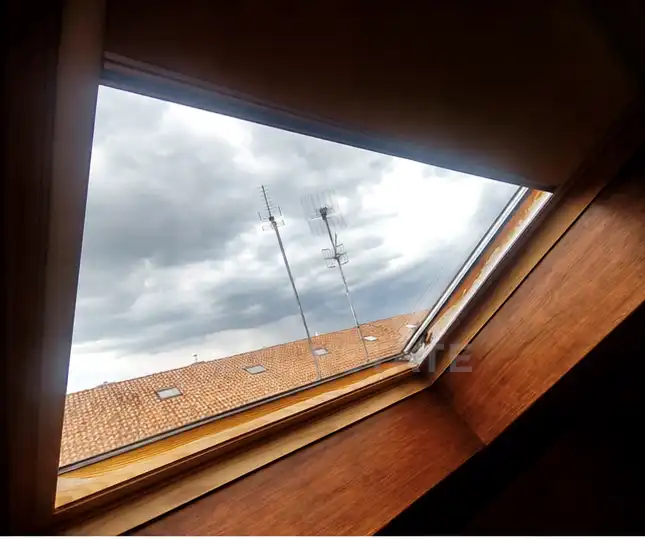 Terrassa de Casa adosada en venda en Valverde de la Virgen amb Calefacció